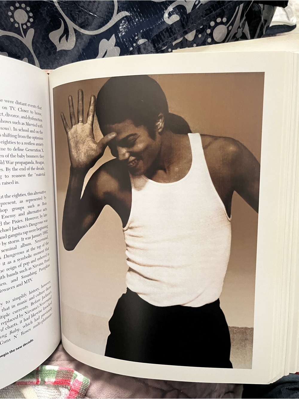 Michael Jackson Man in the Music Joseph Vogel Hardcover Book - Picture 6 of 10